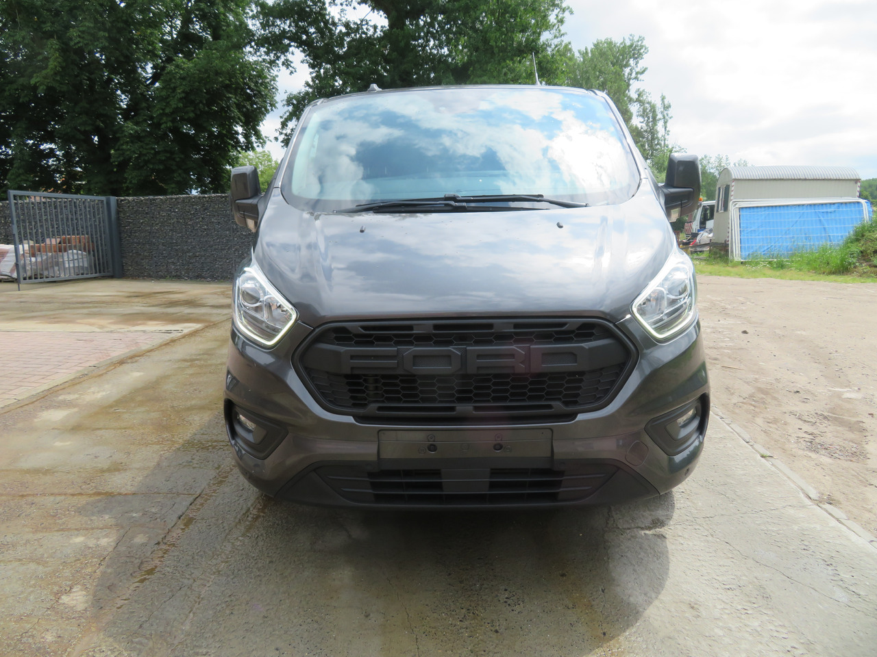 FORD Transit Custom 2.0tdci TREND - L2 - Furgoneta pequeña: foto 2 FORD Transit Custom 2.0tdci TREND - L2 - Furgoneta pequeña: foto 2