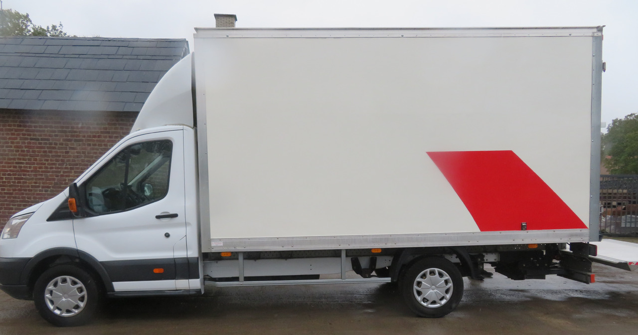 Ford Transit 2.0TDCi - Furgoneta caja cerrada: foto 5 Ford Transit 2.0TDCi - Furgoneta caja cerrada: foto 5