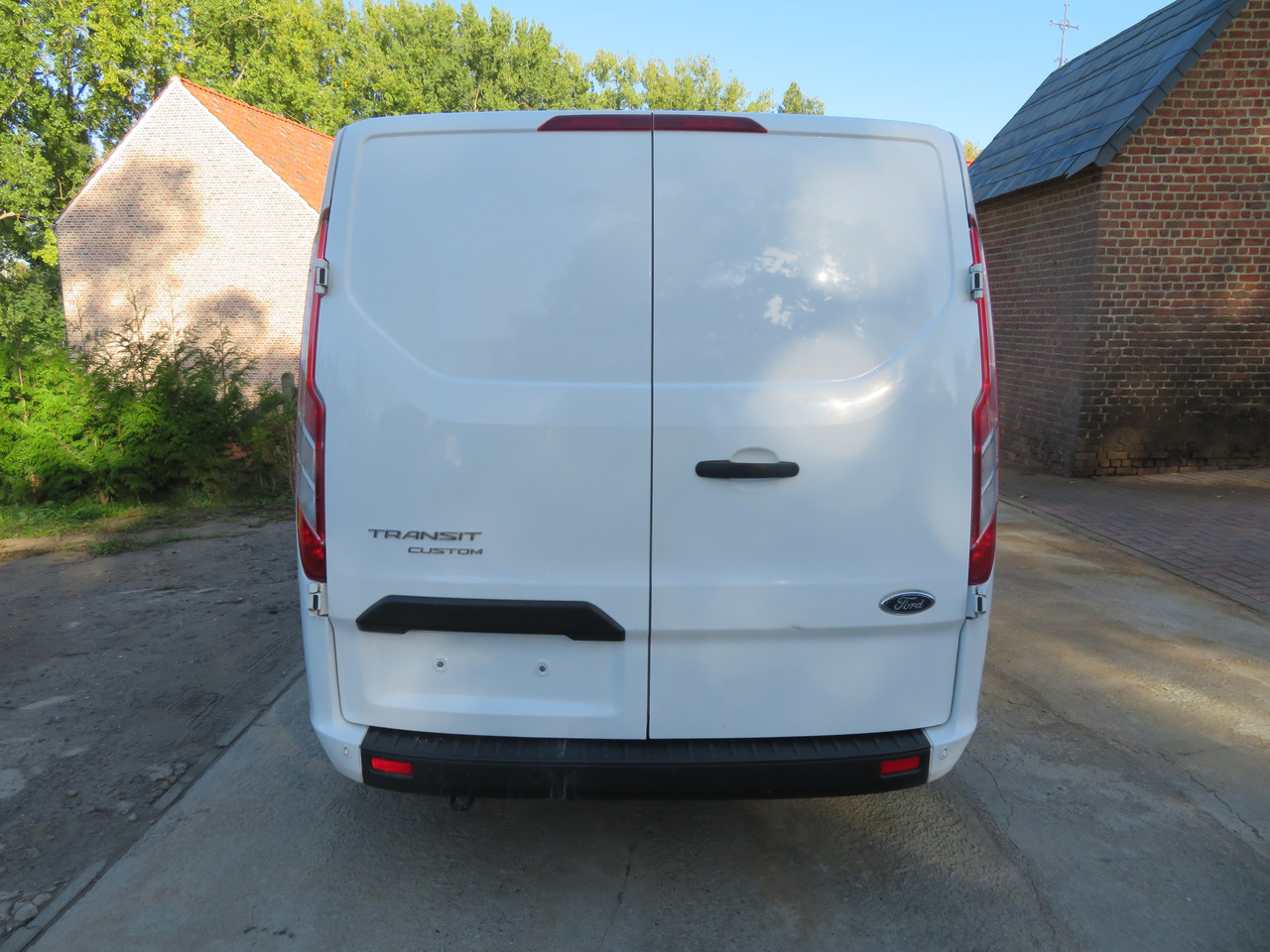 Furgoneta pequeña Ford Transit Custom 2.0 Trend: foto 6