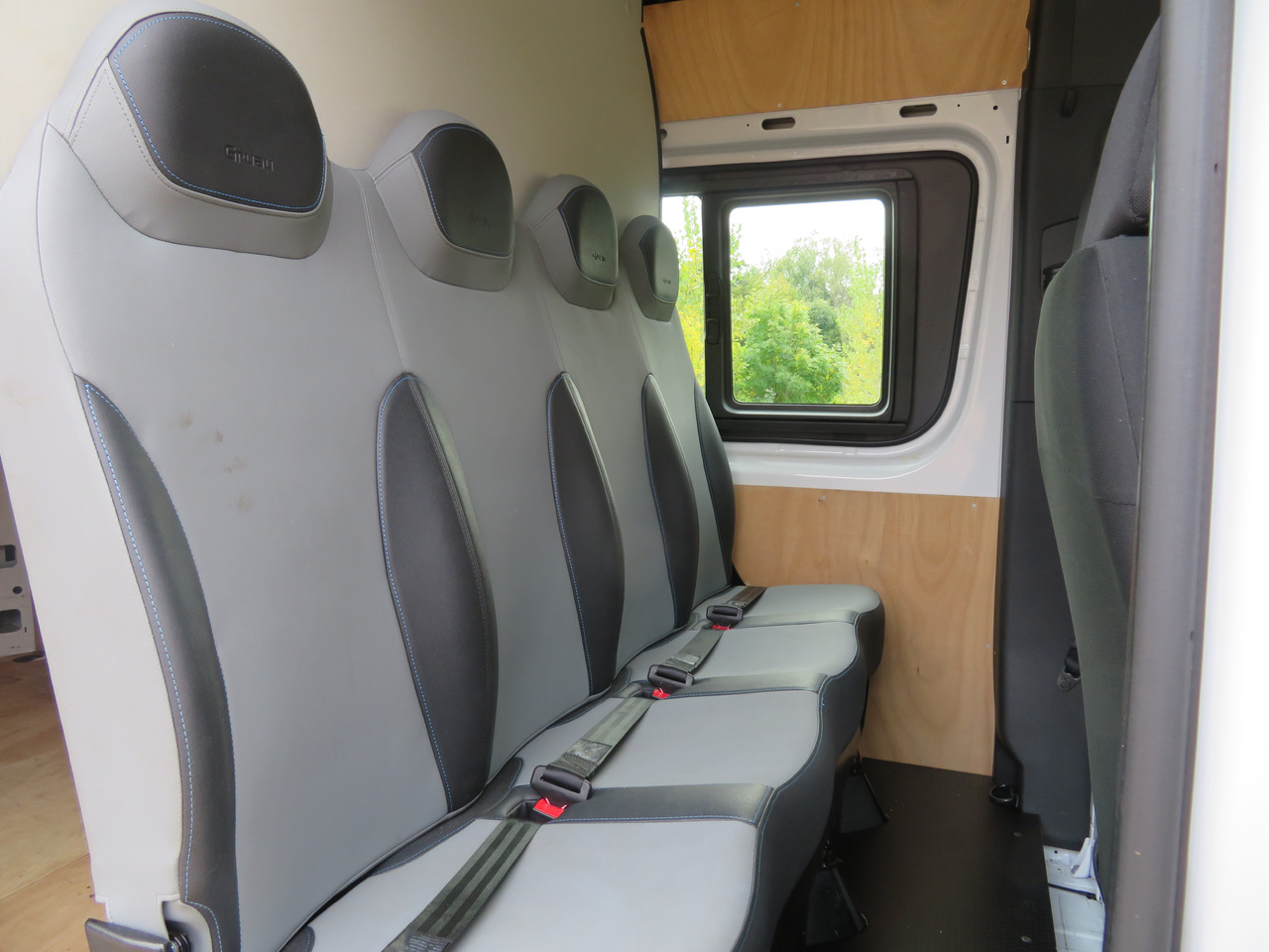 Furgón, Furgoneta combi Mercedes-Benz Sprinter 314cdi: foto 9 Furgón, Furgoneta combi Mercedes-Benz Sprinter 314cdi: foto 9