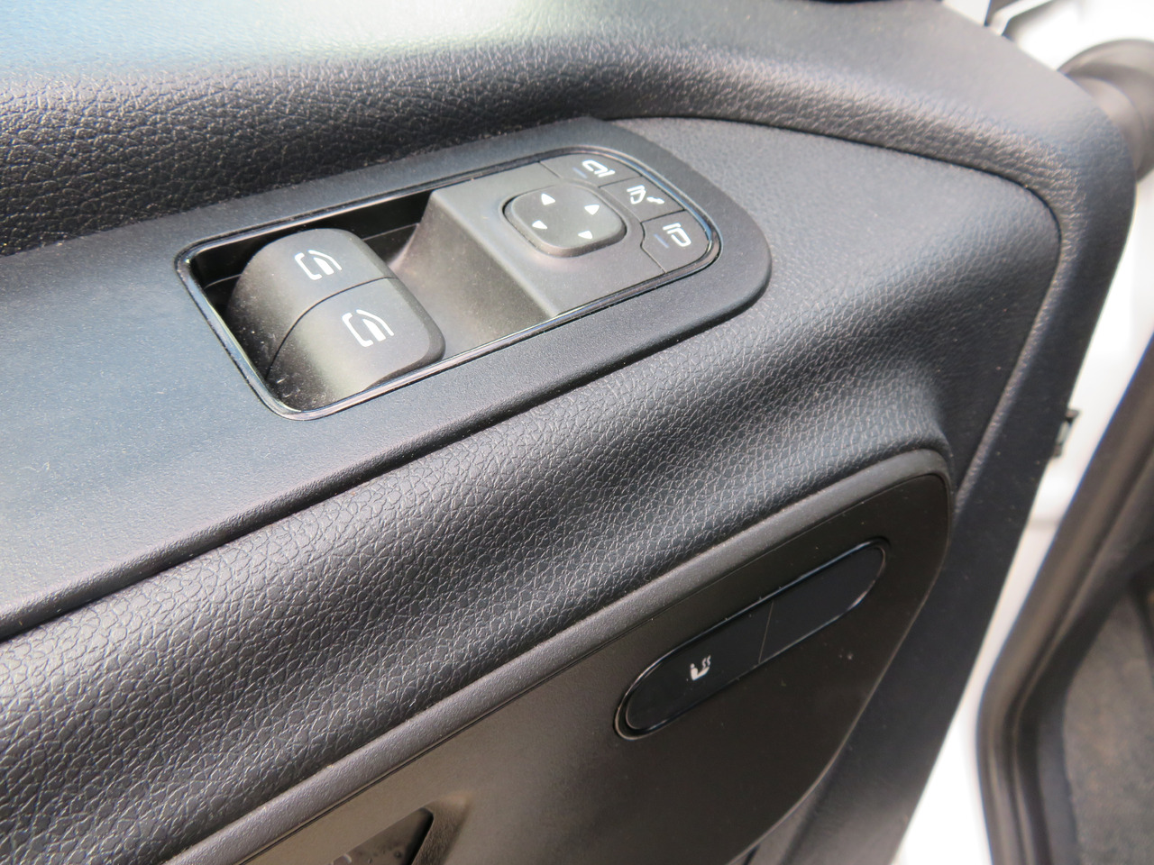 Furgón Mercedes-Benz Sprinter 317cdi - A2H2: foto 12