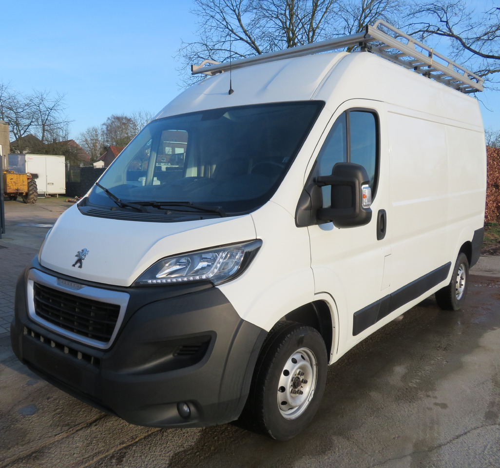 Peugeot Boxer 2.0 Blue HDI - Furgón: foto 3 Peugeot Boxer 2.0 Blue HDI - Furgón: foto 3