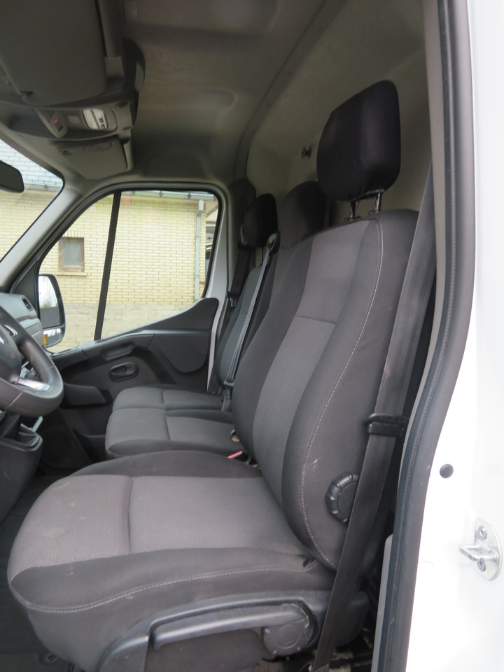 Furgón Renault Master 2.3dci - L2H2: foto 11