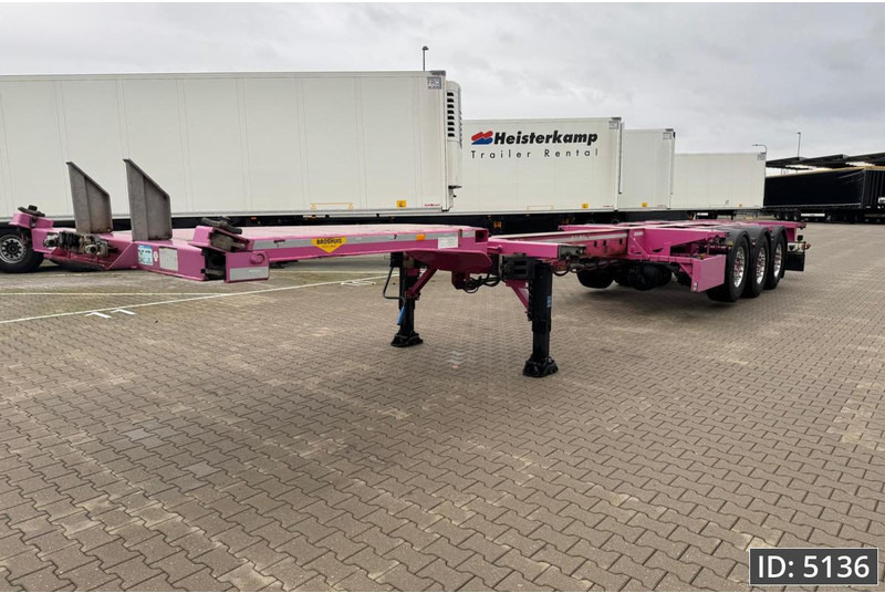 Broshuis 3UCC-39/45 Multi / 2x Extandable / 2x Lift Axle - Semirremolque portacontenedore/ Intercambiable: foto 4 Broshuis 3UCC-39/45 Multi / 2x Extandable / 2x Lift Axle - Semirremolque portacontenedore/ Intercambiable: foto 4