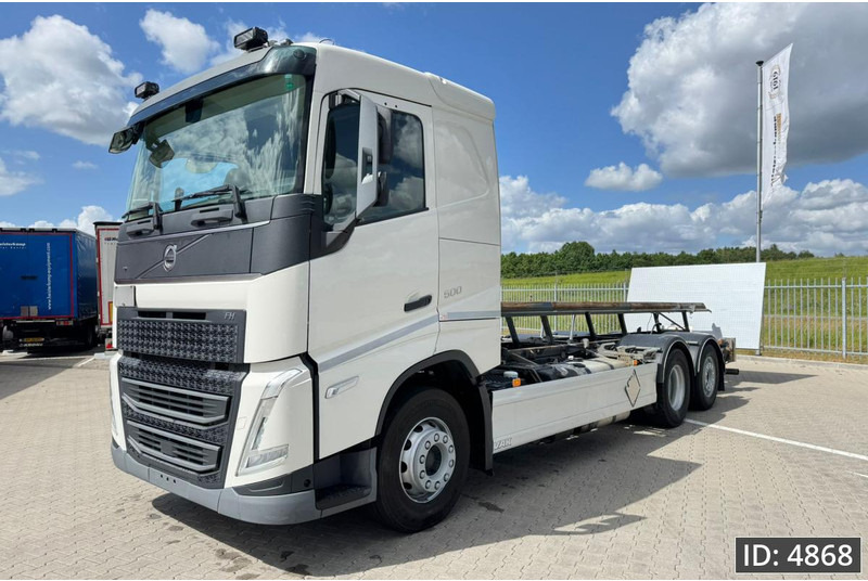 Volvo FH 500 Globetrotter, Euro 6, / 6x2 / Hydraulic body / frame 7.4 m / Tail lift - Camión portacontenedore/ Intercambiable: foto 1 Volvo FH 500 Globetrotter, Euro 6, / 6x2 / Hydraulic body / frame 7.4 m / Tail lift - Camión portacontenedore/ Intercambiable: foto 1