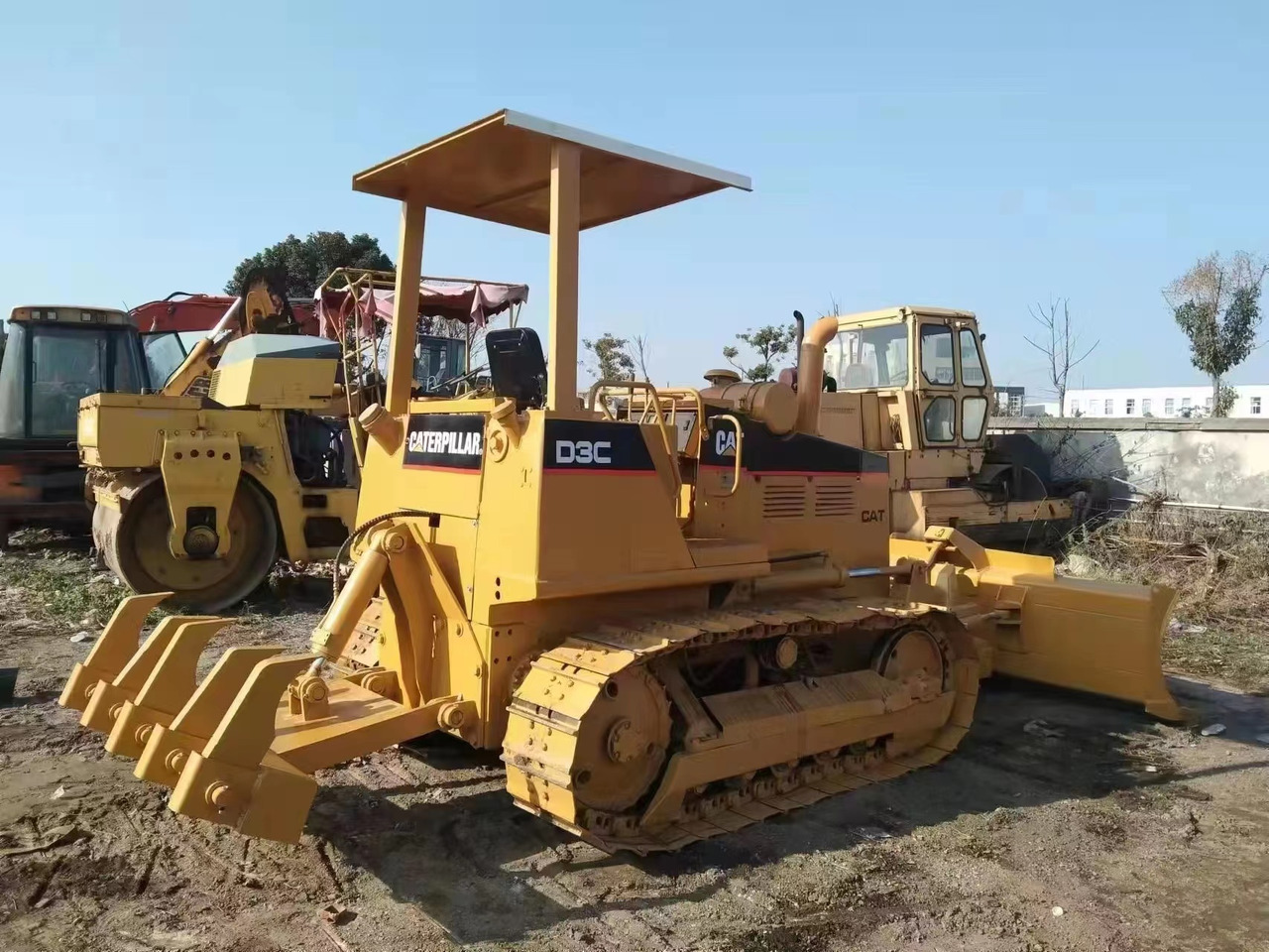 CAT D3C - Bulldozer: foto 2 CAT D3C - Bulldozer: foto 2