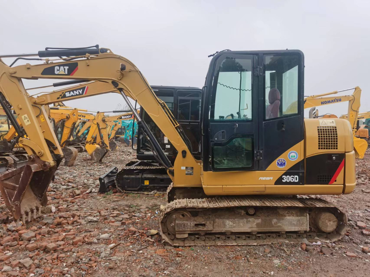 CATERPILLAR 306D - Excavadora de cadenas: foto 1 CATERPILLAR 306D - Excavadora de cadenas: foto 1
