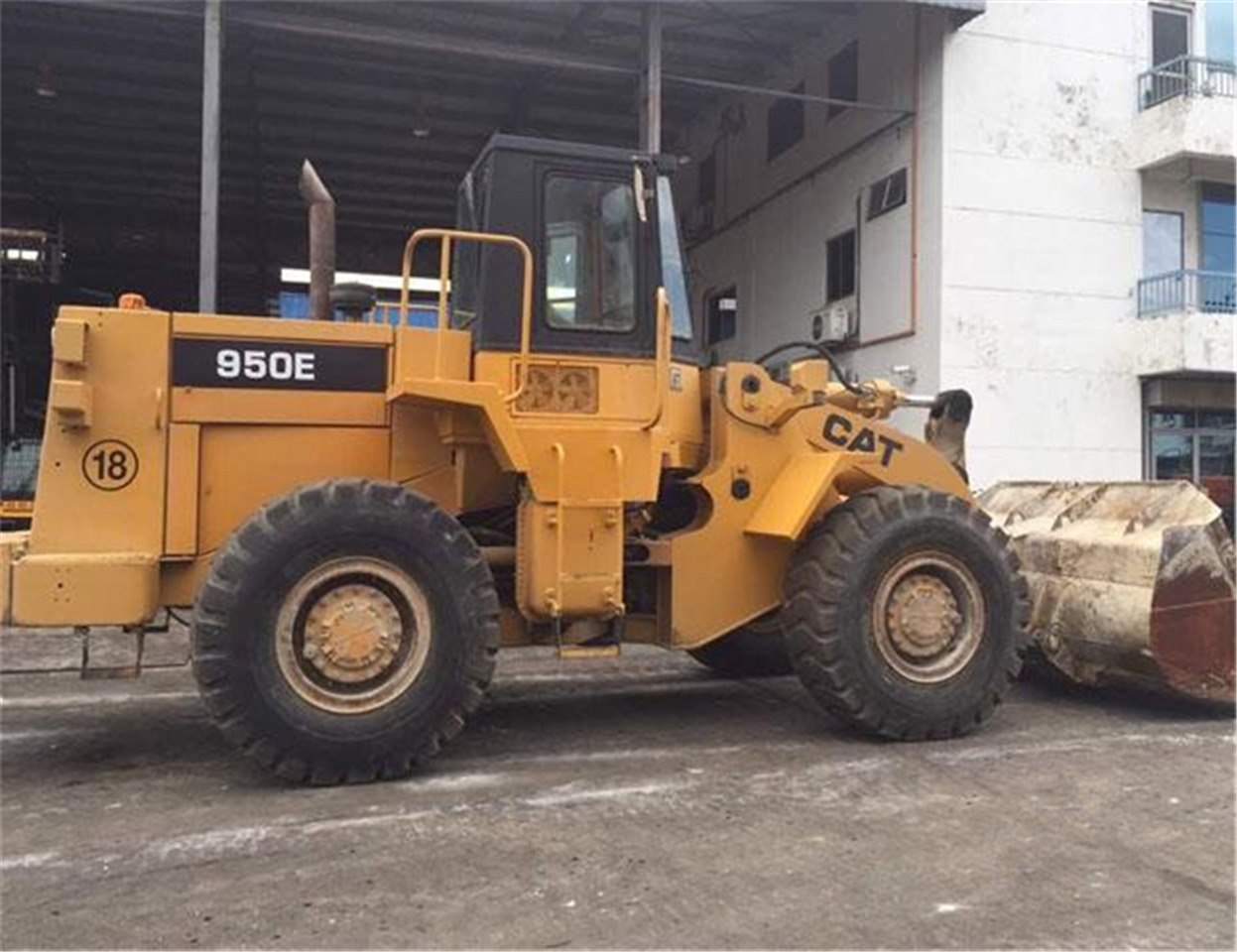 CATERPILLAR 950E - Minicargadora: foto 3 CATERPILLAR 950E - Minicargadora: foto 3