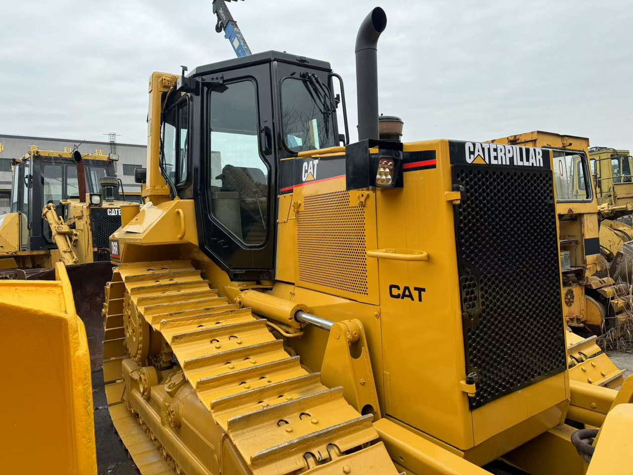 CATERPILLAR Bulldozer D6R Good Condition Click Here for Discount - Bulldozer: foto 2 CATERPILLAR Bulldozer D6R Good Condition Click Here for Discount - Bulldozer: foto 2