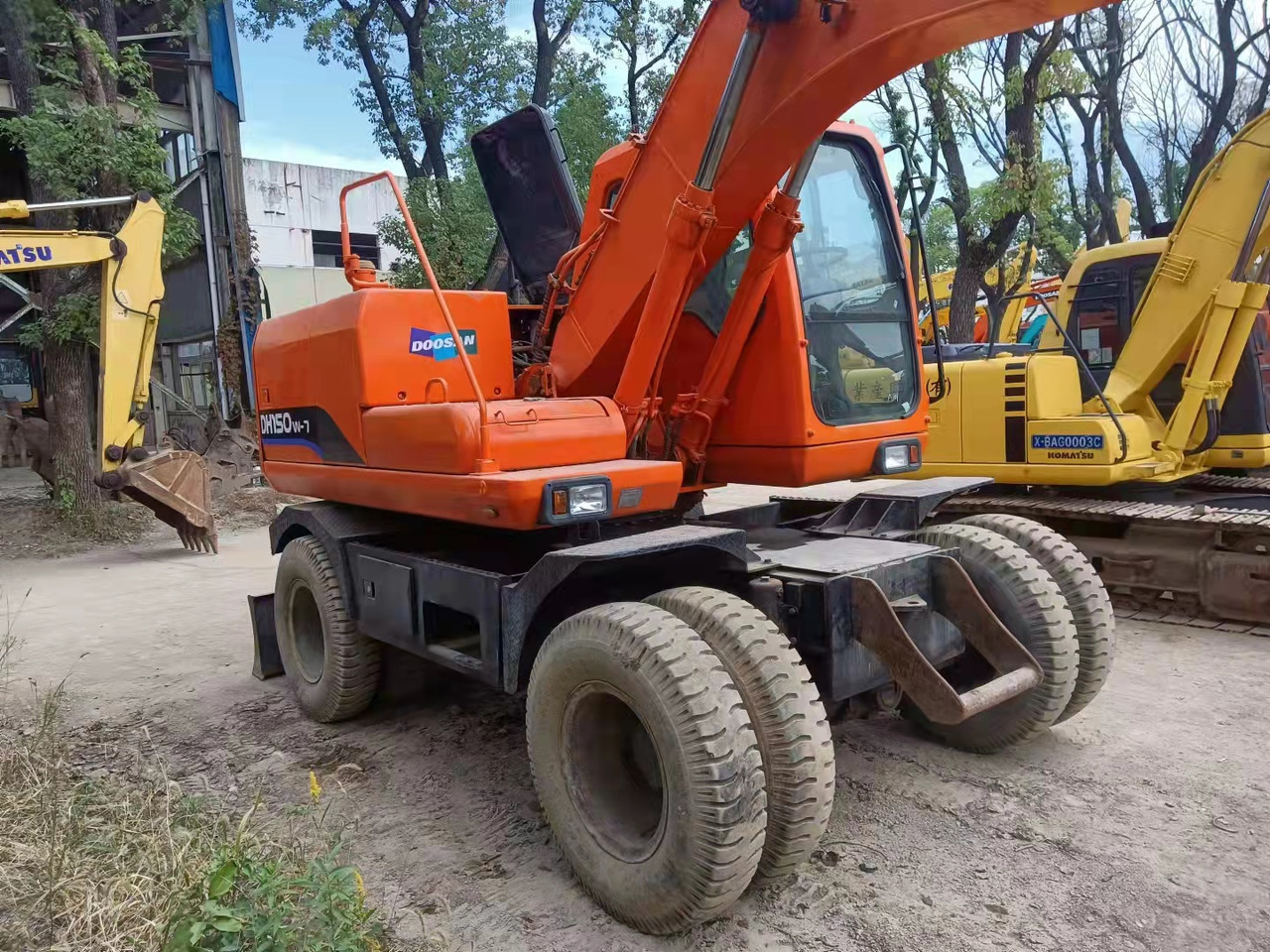 DOOSAN DH150W-7 - Excavadora de cadenas: foto 3 DOOSAN DH150W-7 - Excavadora de cadenas: foto 3