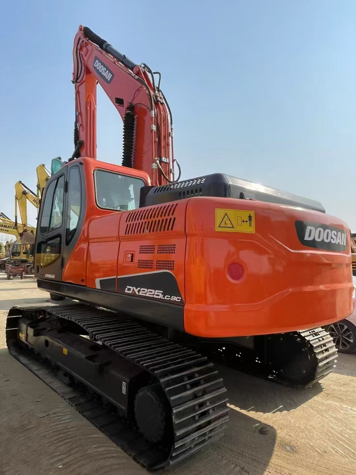 DOOSAN DH225L-9C - Excavadora de cadenas: foto 5 DOOSAN DH225L-9C - Excavadora de cadenas: foto 5