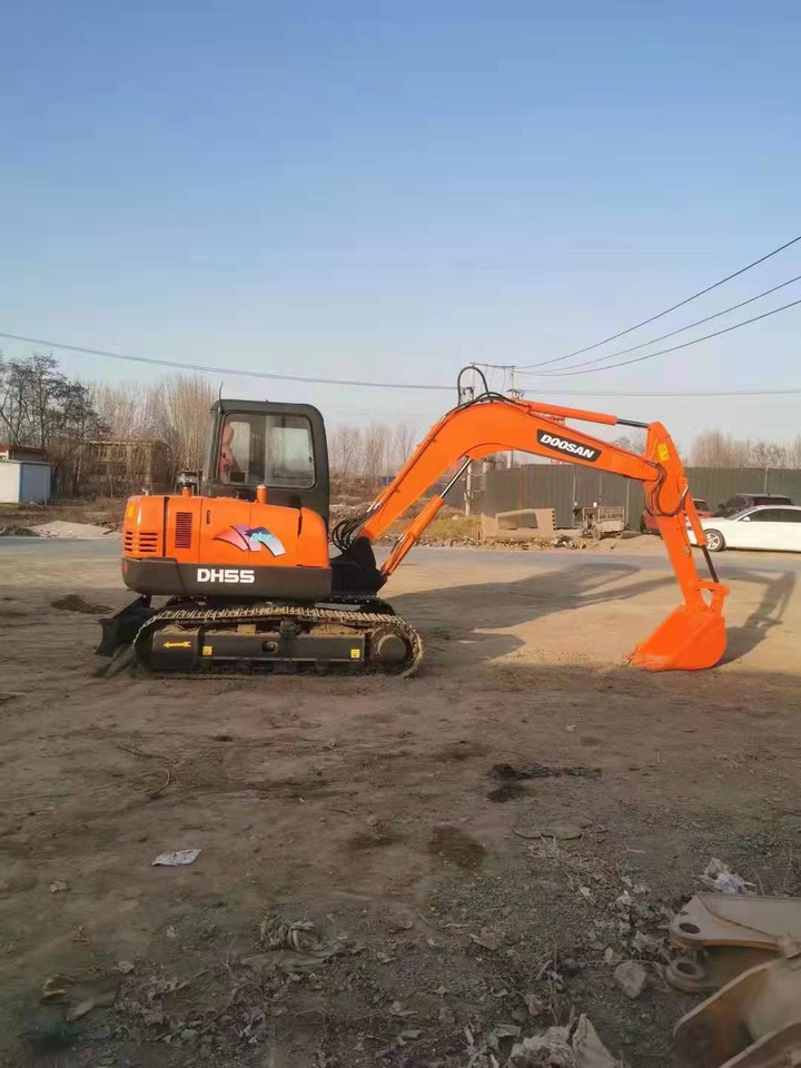 DOOSAN DH55 - Excavadora de cadenas: foto 3 DOOSAN DH55 - Excavadora de cadenas: foto 3