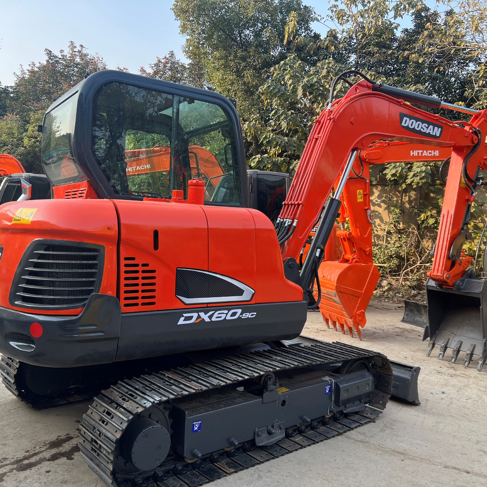 DOOSAN DX 60 Mini excavator - Miniexcavadora: foto 4 DOOSAN DX 60 Mini excavator - Miniexcavadora: foto 4