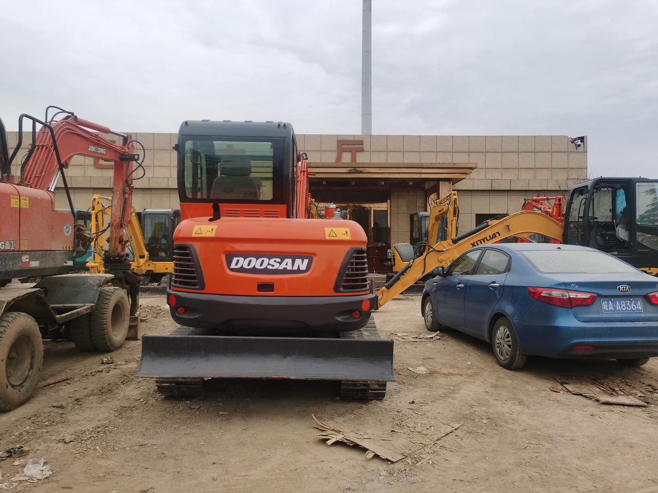 DOOSAN DX60 - Excavadora de cadenas: foto 5 DOOSAN DX60 - Excavadora de cadenas: foto 5