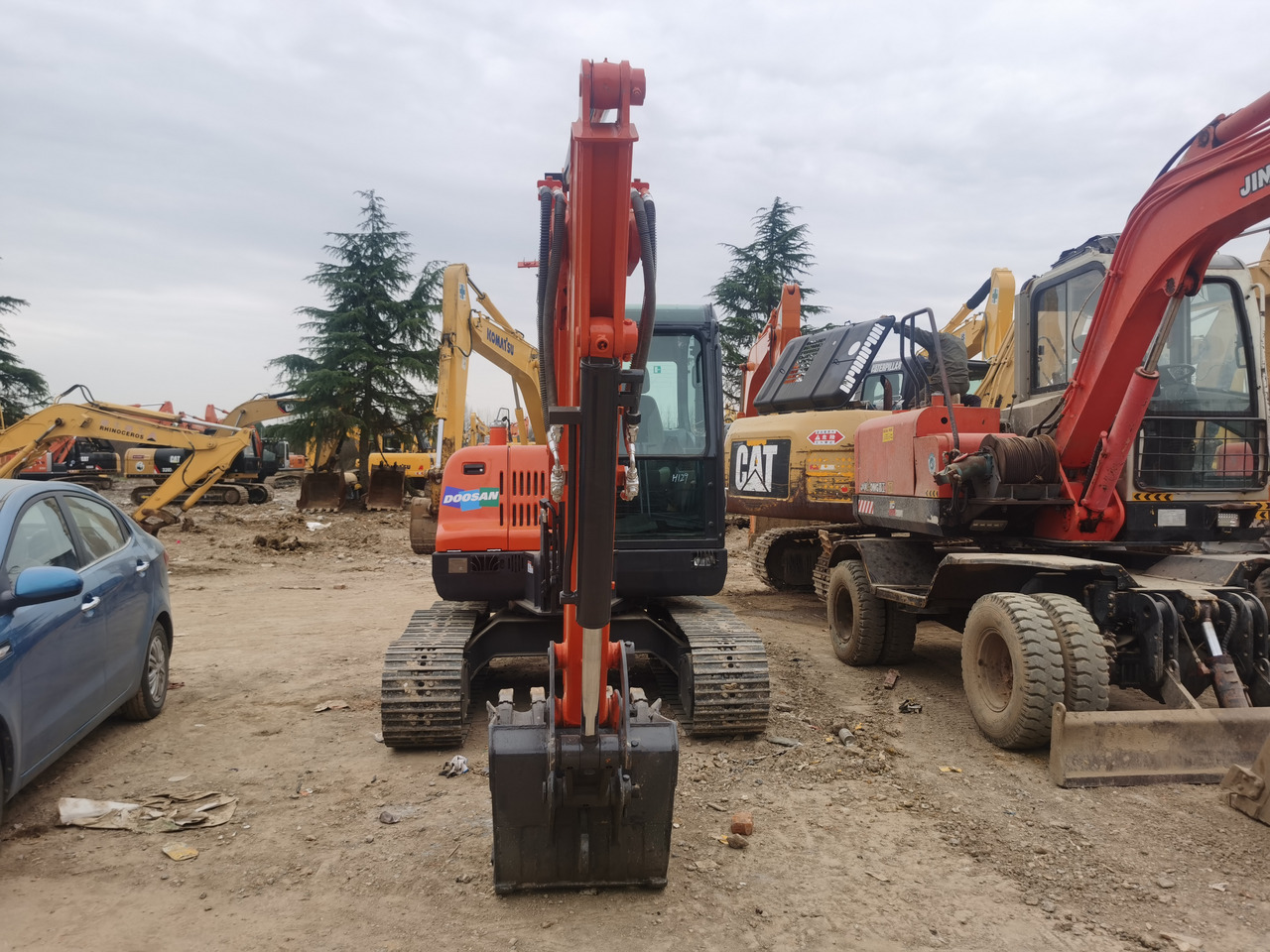 DOOSAN DX60 - Excavadora de cadenas: foto 2 DOOSAN DX60 - Excavadora de cadenas: foto 2