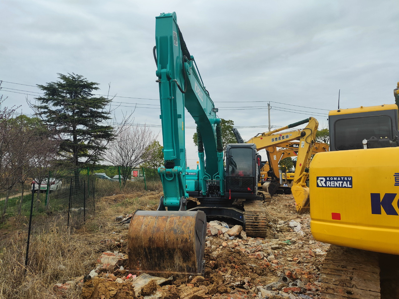 KOBELCO SK260 - Excavadora de cadenas: foto 2 KOBELCO SK260 - Excavadora de cadenas: foto 2