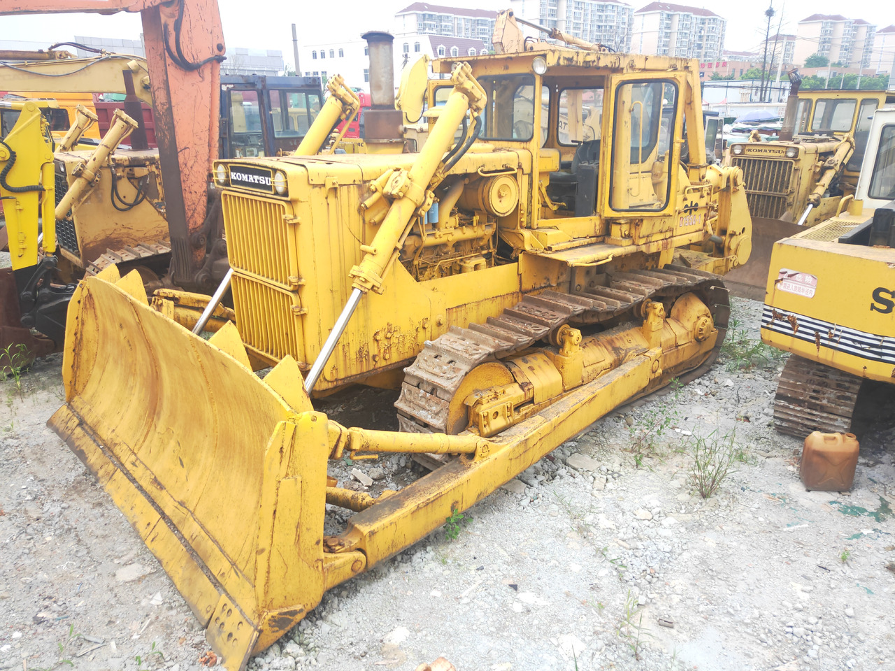 KOMATSU D155 - Bulldozer: foto 1 KOMATSU D155 - Bulldozer: foto 1