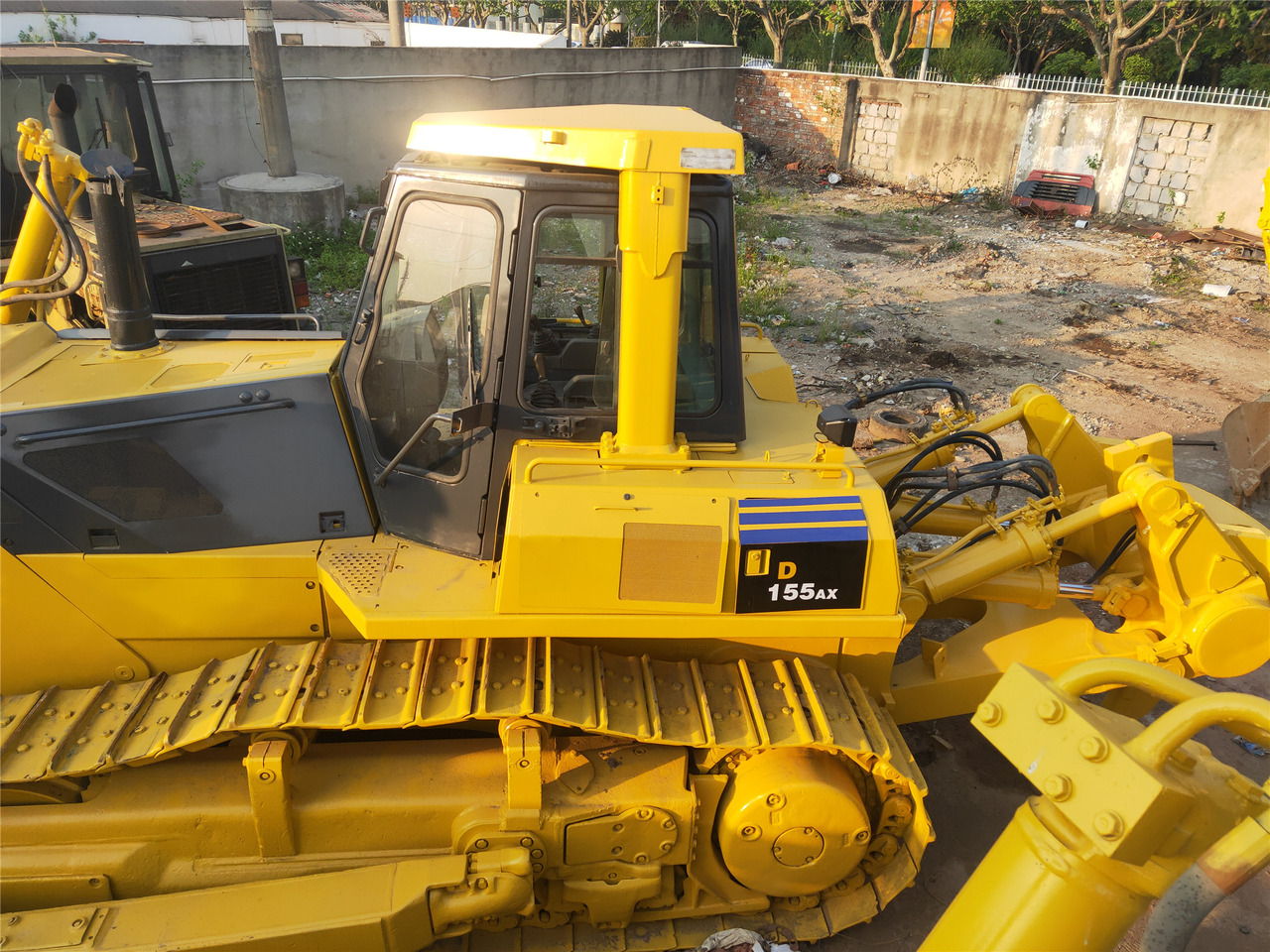 KOMATSU D155AX-5 - Bulldozer: foto 2 KOMATSU D155AX-5 - Bulldozer: foto 2