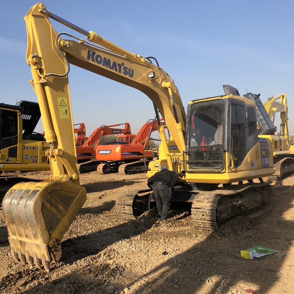 KOMATSU PC110-7 - Excavadora de cadenas: foto 5 KOMATSU PC110-7 - Excavadora de cadenas: foto 5