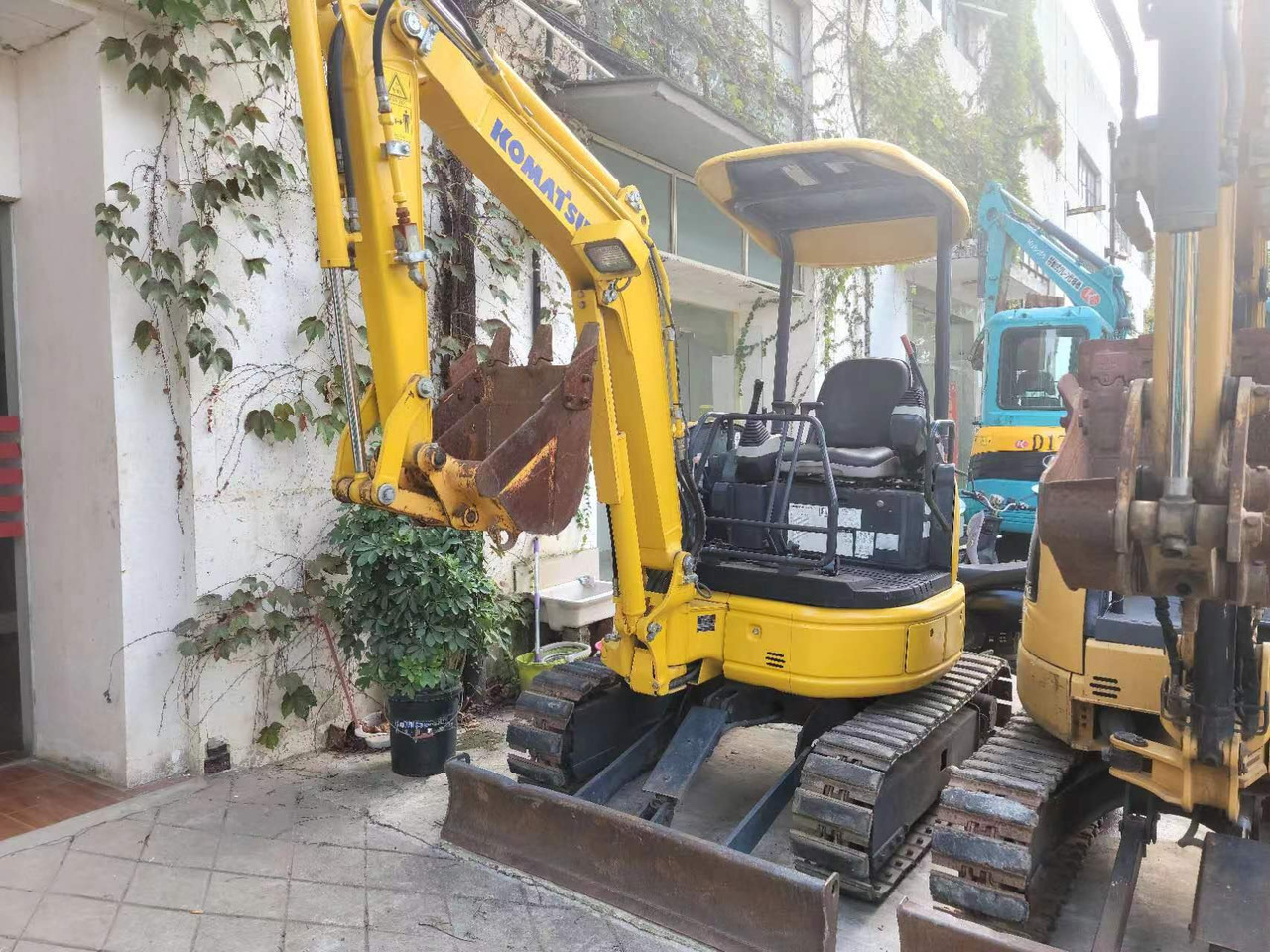 KOMATSU PC20 - Excavadora de cadenas: foto 2 KOMATSU PC20 - Excavadora de cadenas: foto 2