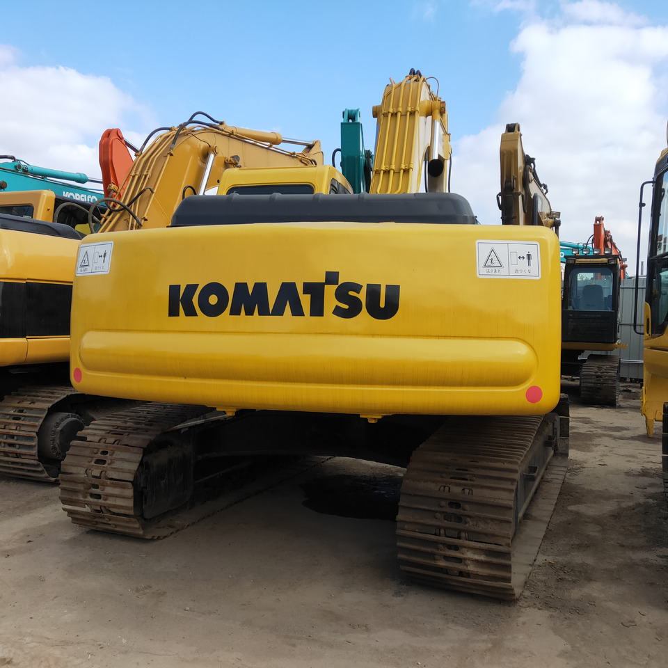 KOMATSU PC200-6 - Excavadora de cadenas: foto 4 KOMATSU PC200-6 - Excavadora de cadenas: foto 4