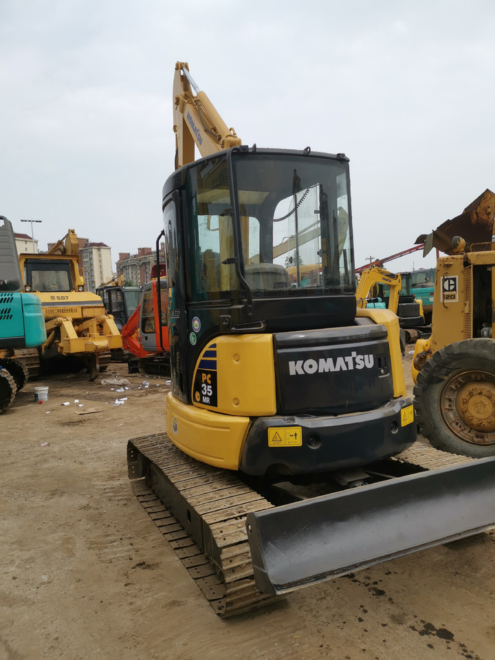 KOMATSU PC35MR - Excavadora de cadenas: foto 3 KOMATSU PC35MR - Excavadora de cadenas: foto 3