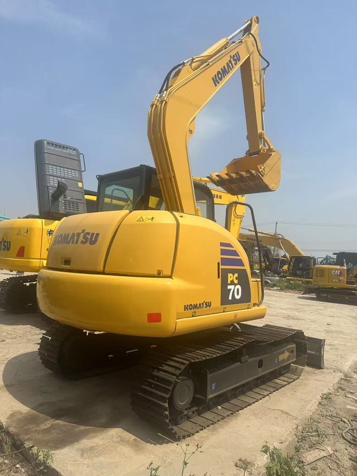 KOMATSU PC70 - Excavadora de cadenas: foto 5 KOMATSU PC70 - Excavadora de cadenas: foto 5