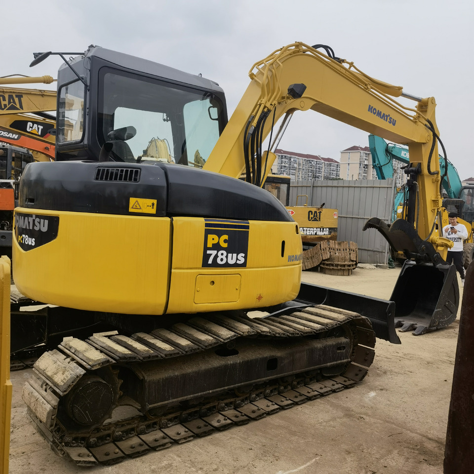 KOMATSU PC78US - Excavadora de cadenas: foto 5 KOMATSU PC78US - Excavadora de cadenas: foto 5