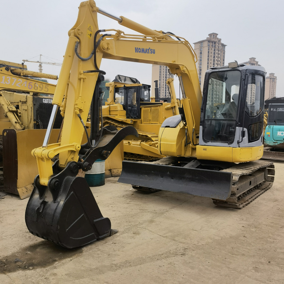 KOMATSU PC78US - Excavadora de cadenas: foto 1 KOMATSU PC78US - Excavadora de cadenas: foto 1