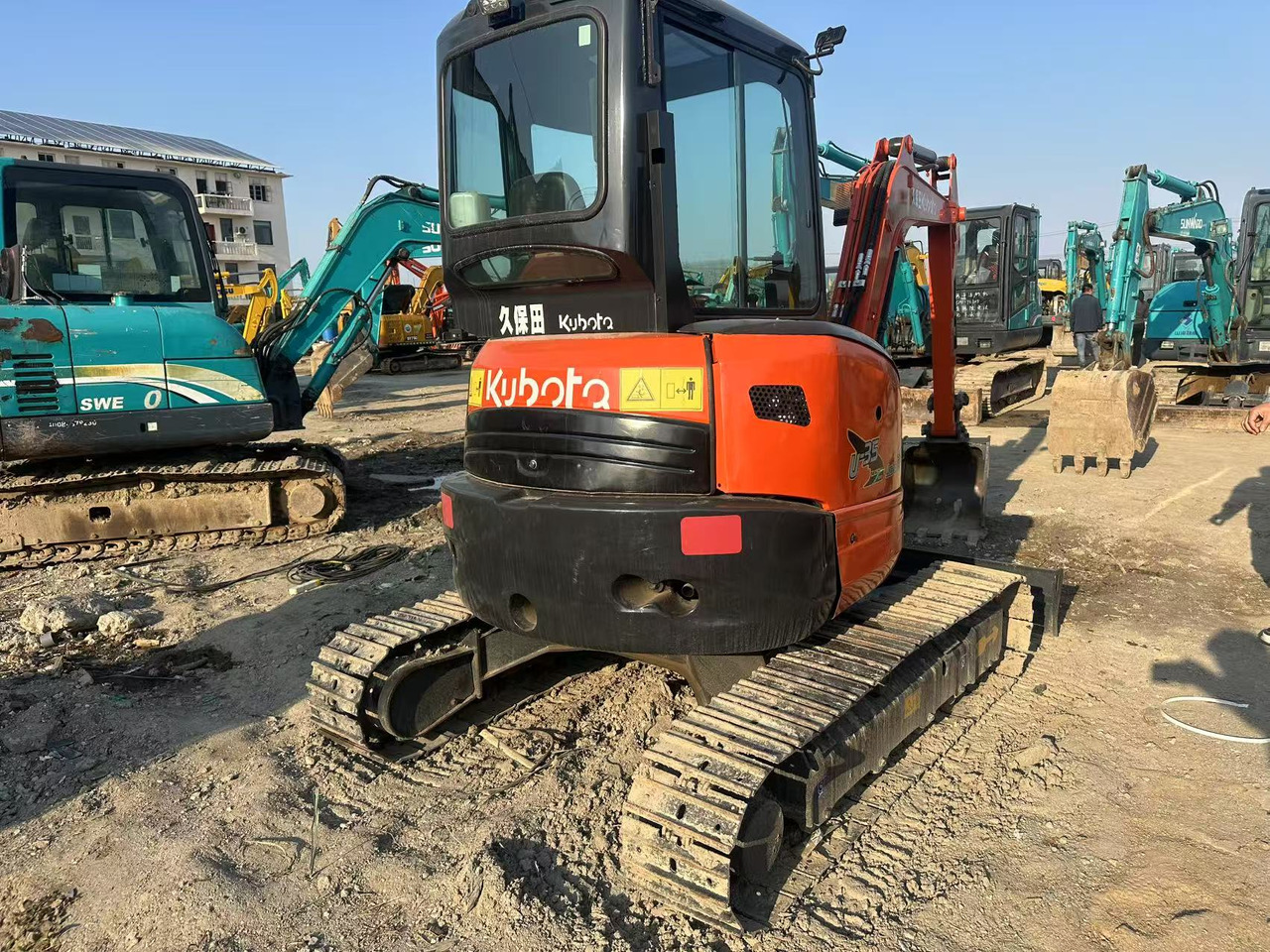 KUBOTA U55-4 - Excavadora de cadenas: foto 5 KUBOTA U55-4 - Excavadora de cadenas: foto 5