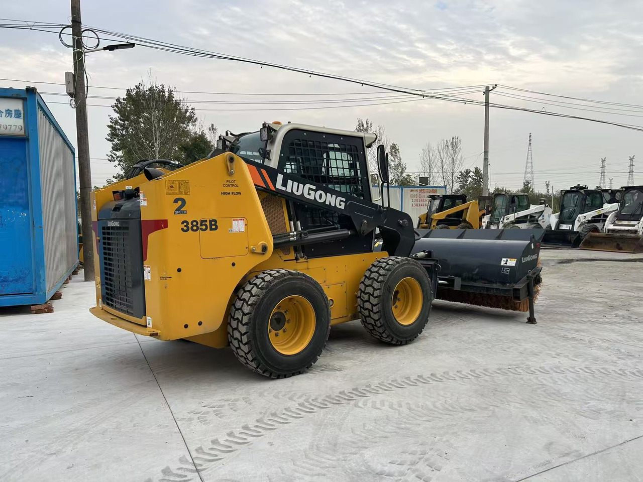 Liugong 385B Skid Steer Loader Click for Discount - Minicargadora: foto 5 Liugong 385B Skid Steer Loader Click for Discount - Minicargadora: foto 5