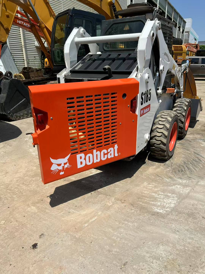 BOBCAT Skid Steer Loader S185 - Maquinaria de construcción: foto 4 BOBCAT Skid Steer Loader S185 - Maquinaria de construcción: foto 4