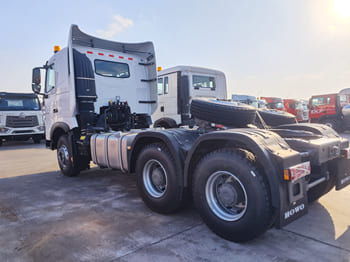 SINOTRUK 6x4 Howo Trucks for Sale in Nigeria - Cabeza tractora: foto 3 SINOTRUK 6x4 Howo Trucks for Sale in Nigeria - Cabeza tractora: foto 3