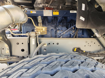 SINOTRUK 6x4 Sino Howo Truck for Sale in Sierra Leone - Cabeza tractora: foto 5 SINOTRUK 6x4 Sino Howo Truck for Sale in Sierra Leone - Cabeza tractora: foto 5