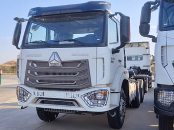 SINOTRUK 6x4 Sino Howo Truck for Sale in Sierra Leone - Cabeza tractora: foto 1 SINOTRUK 6x4 Sino Howo Truck for Sale in Sierra Leone - Cabeza tractora: foto 1