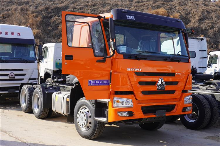 SINOTRUK Howo 371hp 6x4 10 Tires Truck Head for Sale In Jamaica - Cabeza tractora: foto 1 SINOTRUK Howo 371hp 6x4 10 Tires Truck Head for Sale In Jamaica - Cabeza tractora: foto 1