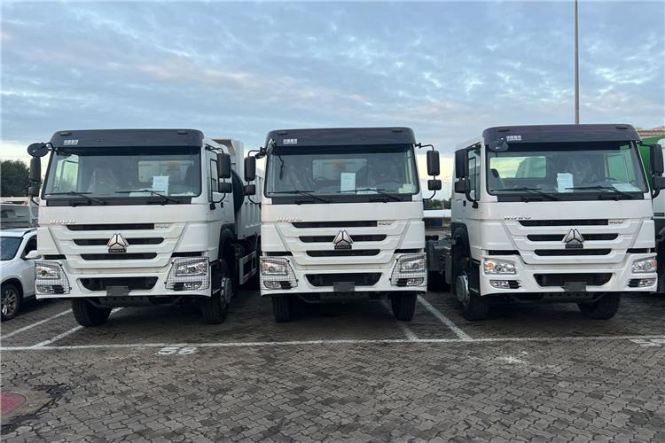 SINOTRUK Howo Truck Price - 400hp 10 Wheeler for Sale In Cameroon - Cabeza tractora: foto 2 SINOTRUK Howo Truck Price - 400hp 10 Wheeler for Sale In Cameroon - Cabeza tractora: foto 2