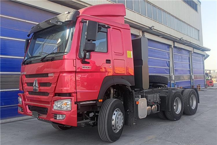 Sinotruk Howo 380hp 6x4 truck tractor for sale in Congo - Cabeza tractora: foto 3 Sinotruk Howo 380hp 6x4 truck tractor for sale in Congo - Cabeza tractora: foto 3