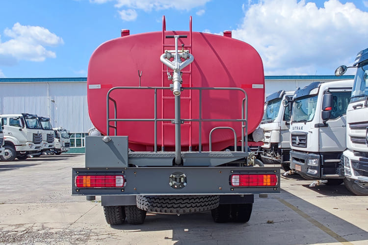 Howo Howo Water Truck for Sale in Nigeria - Camión: foto 5 Howo Howo Water Truck for Sale in Nigeria - Camión: foto 5