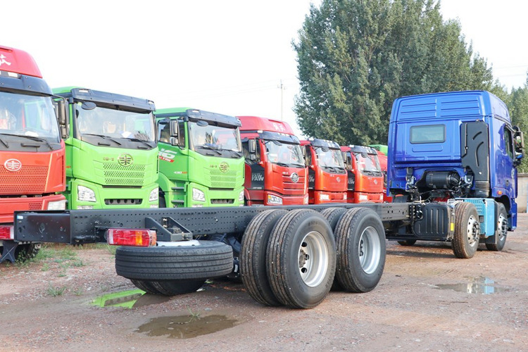 FOTON Foton 8x4 Tractor Head for Sale in Zambia - Camión chasis: foto 5 FOTON Foton 8x4 Tractor Head for Sale in Zambia - Camión chasis: foto 5