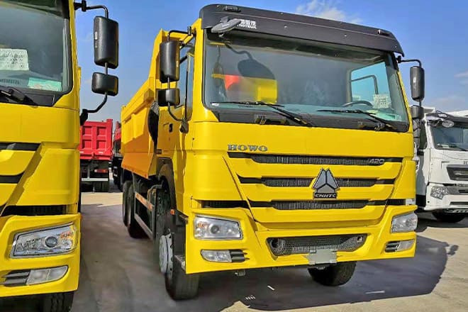 SINOTRUK Howo 400 10 Wheeler Dump Truck for Sale Price in Sierra Leone - Camión volquete: foto 1 SINOTRUK Howo 400 10 Wheeler Dump Truck for Sale Price in Sierra Leone - Camión volquete: foto 1