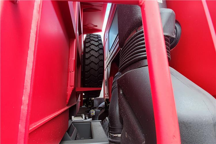 SINOTRUK Used Howo 340 Tipper Truck 6x4 for Sale Price In Senegal - Camión volquete: foto 5 SINOTRUK Used Howo 340 Tipper Truck 6x4 for Sale Price In Senegal - Camión volquete: foto 5