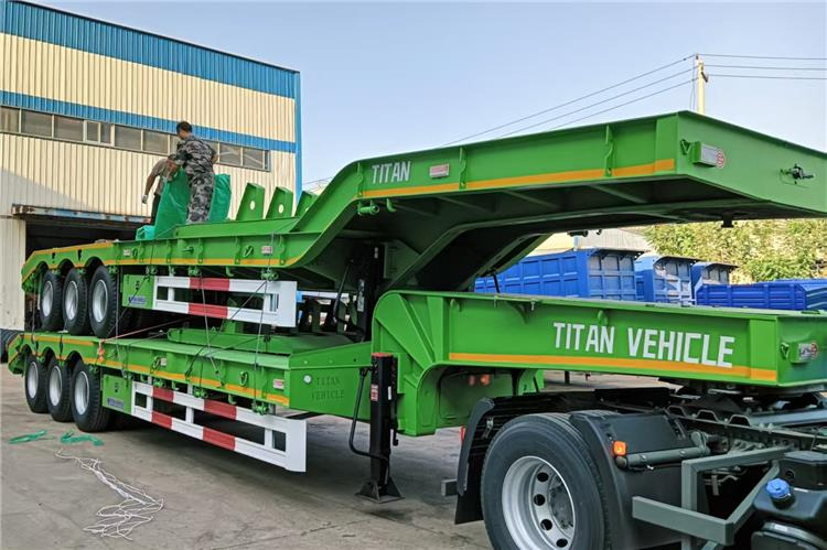 TITAN 80 Ton Equal Width Low Bed Truck Trailer for Sale In Ghana - Semirremolque góndola rebajadas: foto 3 TITAN 80 Ton Equal Width Low Bed Truck Trailer for Sale In Ghana - Semirremolque góndola rebajadas: foto 3
