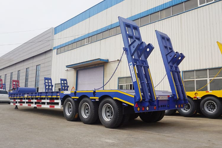 TITAN Tri Axle Low Loader Trailer for Sale in Mali - Semirremolque góndola rebajadas: foto 2 TITAN Tri Axle Low Loader Trailer for Sale in Mali - Semirremolque góndola rebajadas: foto 2
