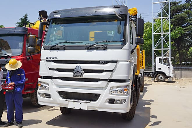XCMG 20Ft Container Side Lift Truck for Sale in Guyana - Camión portacontenedore/ Intercambiable: foto 4 XCMG 20Ft Container Side Lift Truck for Sale in Guyana - Camión portacontenedore/ Intercambiable: foto 4