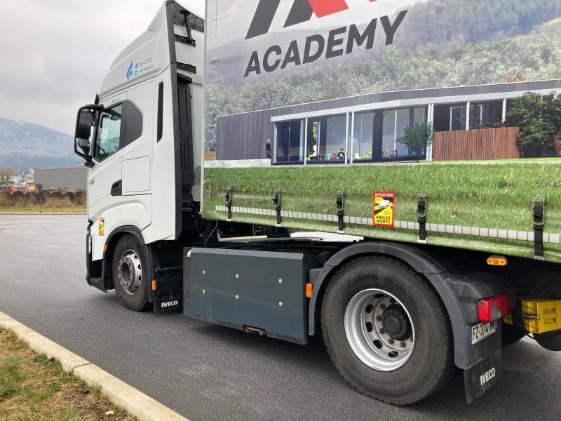 Iveco S-WAY 460 - Cabeza tractora: foto 4 Iveco S-WAY 460 - Cabeza tractora: foto 4