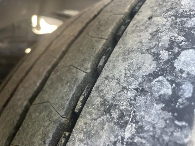 MAN TGS 35.480 - Camión lona: foto 3 MAN TGS 35.480 - Camión lona: foto 3