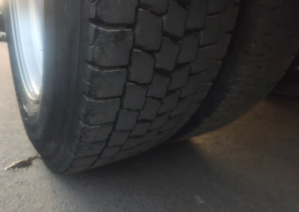 DAF LF 18.320 Kontener 20 palet - Camión caja cerrada: foto 5 DAF LF 18.320 Kontener 20 palet - Camión caja cerrada: foto 5