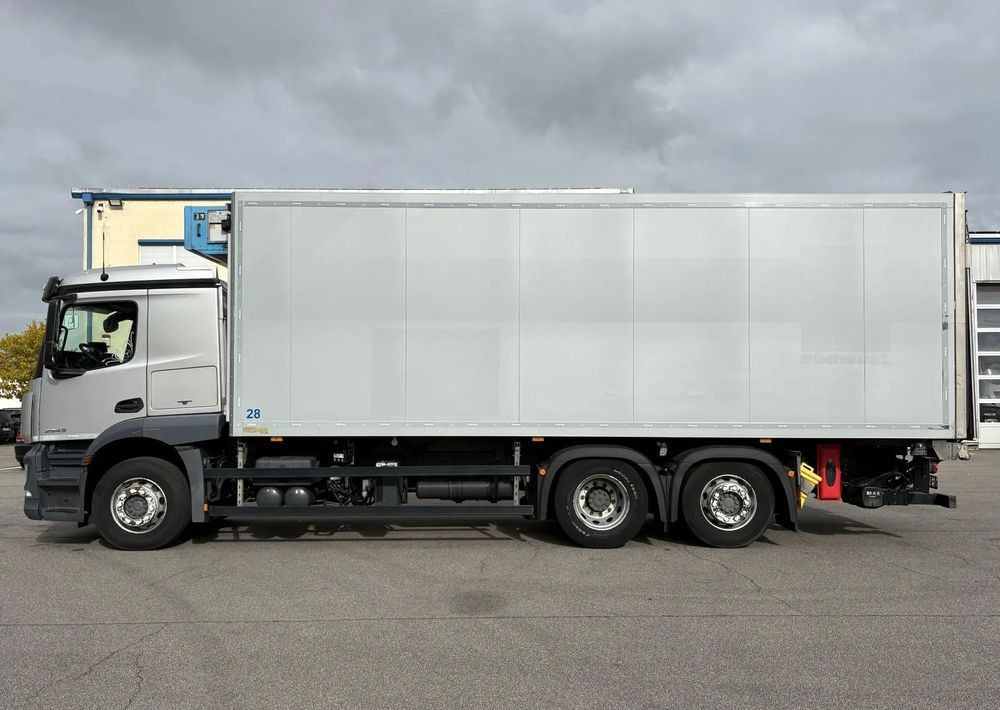 Camión frigorífico Mercedes-Benz Actros 2543 6x2 chłodnia izoterma 18 palet oś skrętna: foto 8