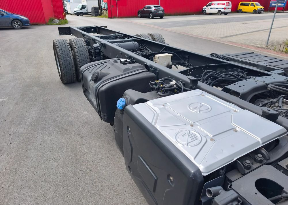 Renault Gama D 16.250  rama do zabudowy poduszka blokada mostu - Camión chasis: foto 5 Renault Gama D 16.250  rama do zabudowy poduszka blokada mostu - Camión chasis: foto 5